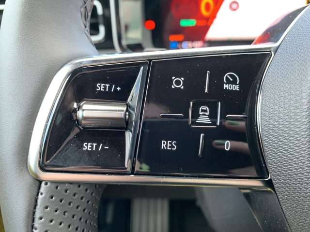 Fahrzeugbild eines Renault 5 E-TECH