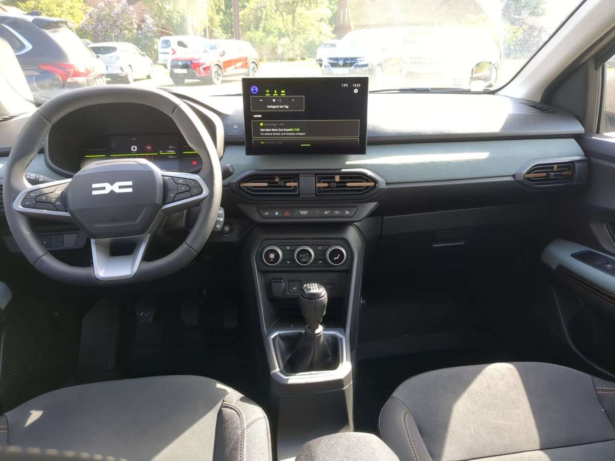 Fahrzeugbild eines Dacia Sandero