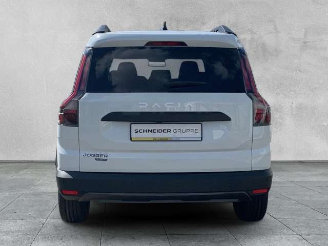 Fahrzeugbild eines Dacia Jogger