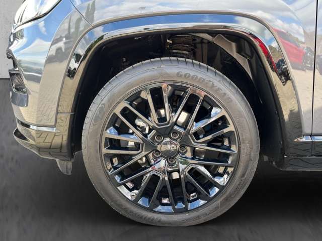 Fahrzeugbild eines Jeep Compass