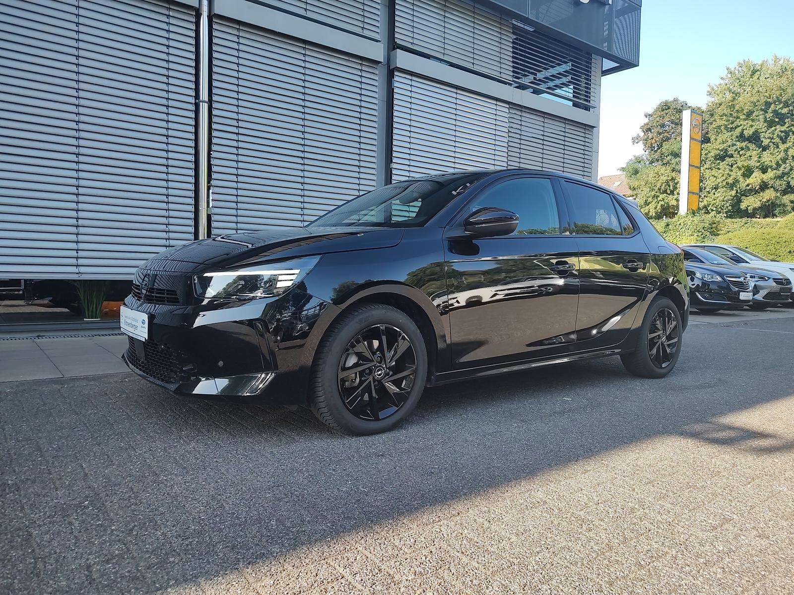 Fahrzeugbild eines Opel Corsa