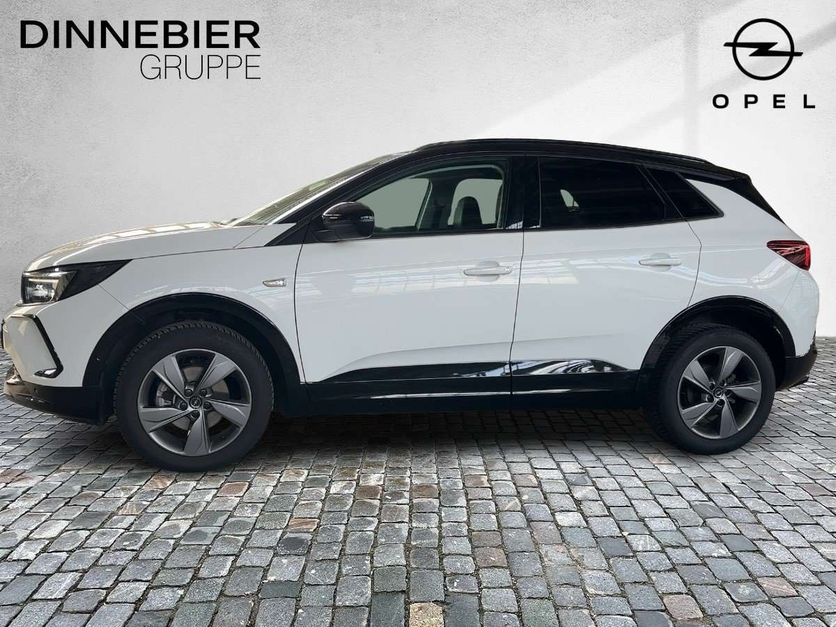 Fahrzeugbild eines Opel Grandland X