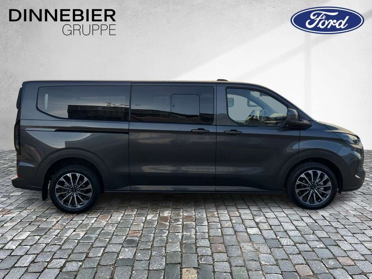 Fahrzeugbild eines Ford Tourneo Custom