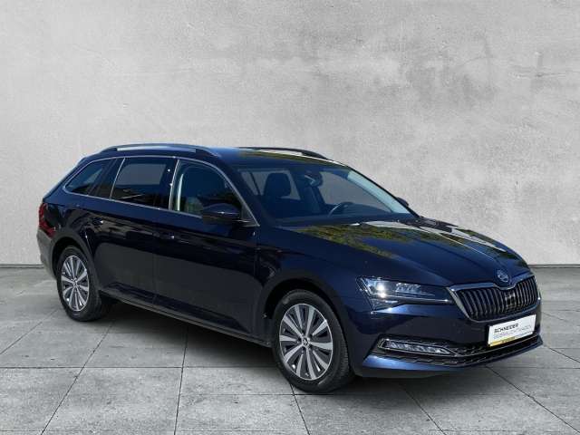 Fahrzeugbild eines Skoda Superb