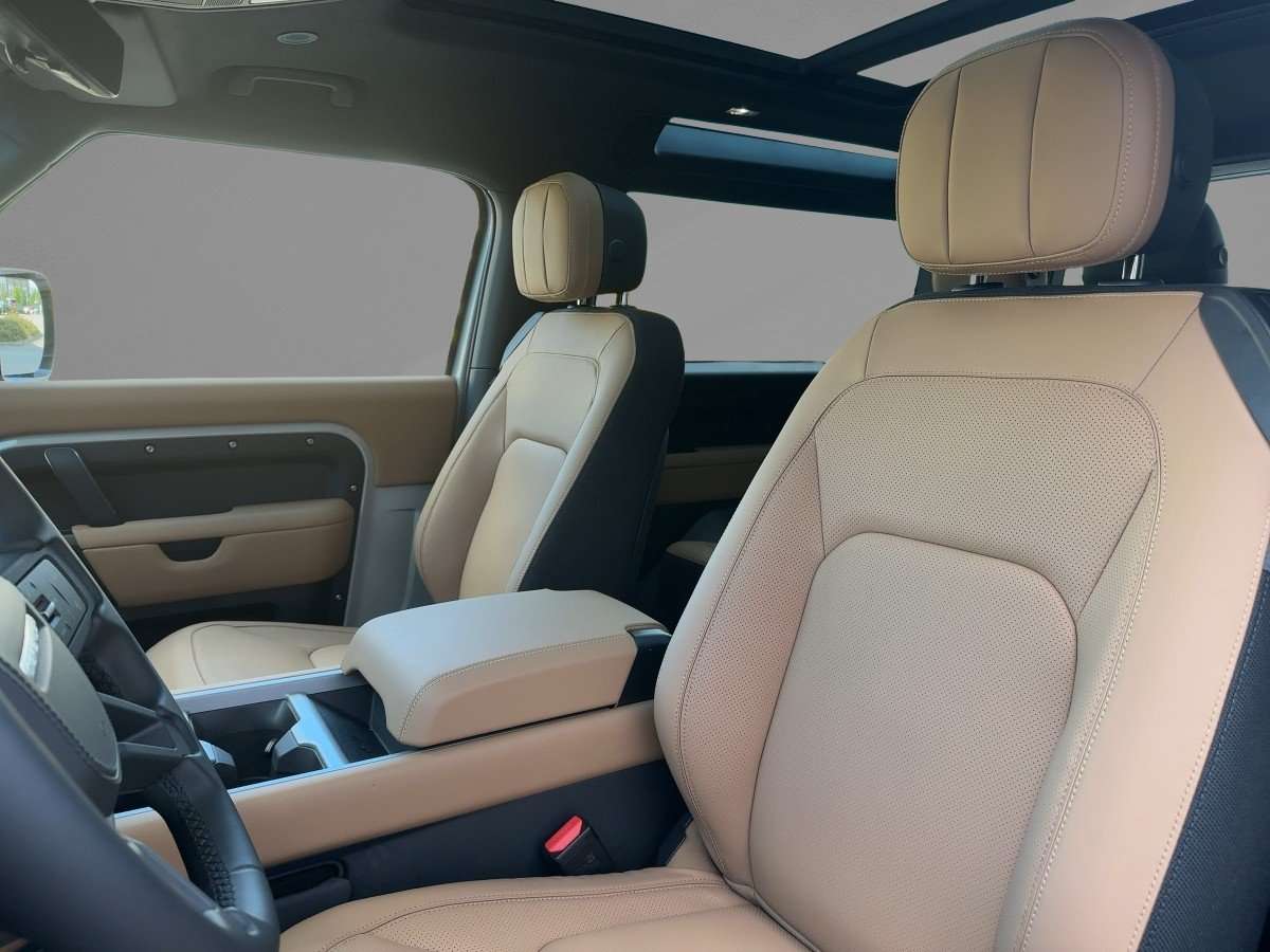 Fahrzeugbild eines Land Rover Defender
