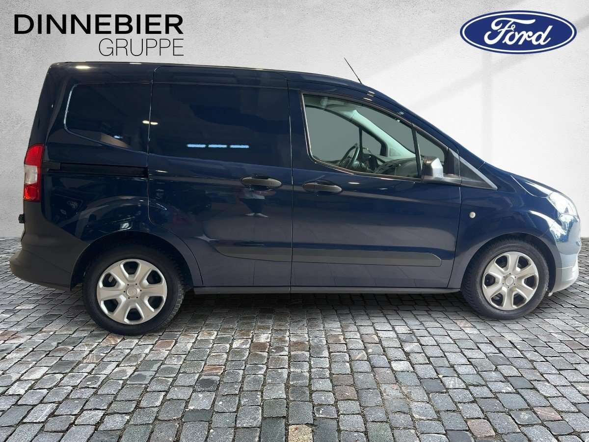 Fahrzeugbild eines Ford Transit Courier