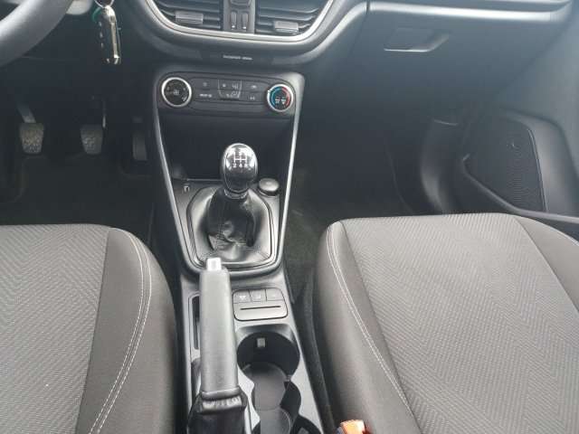 Fahrzeugbild eines Ford Fiesta