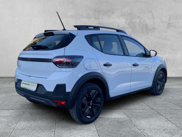 Fahrzeugbild eines Dacia Sandero