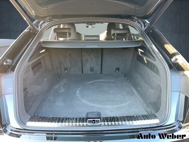 Fahrzeugbild eines Audi SQ8