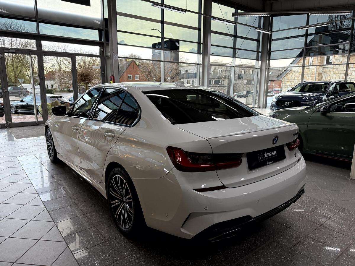 Fahrzeugbild eines BMW 3er-Reihe