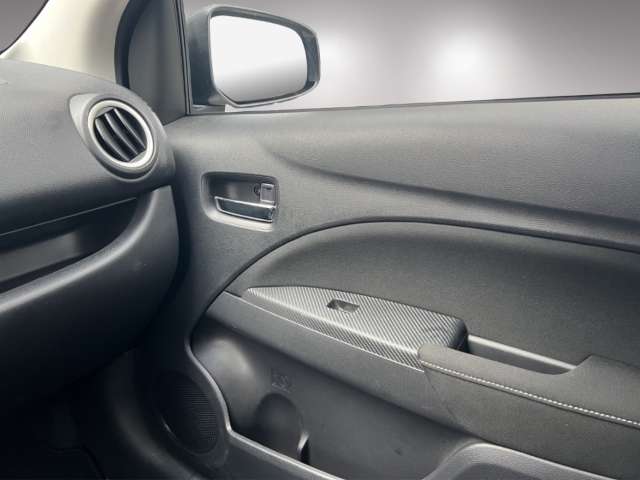 Fahrzeugbild eines Mitsubishi Space Star