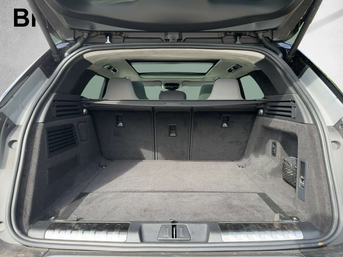 Fahrzeugbild eines Land Rover Range Rover Sport