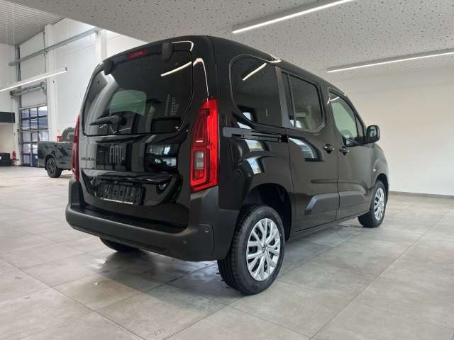 Fahrzeugbild eines Fiat Doblò