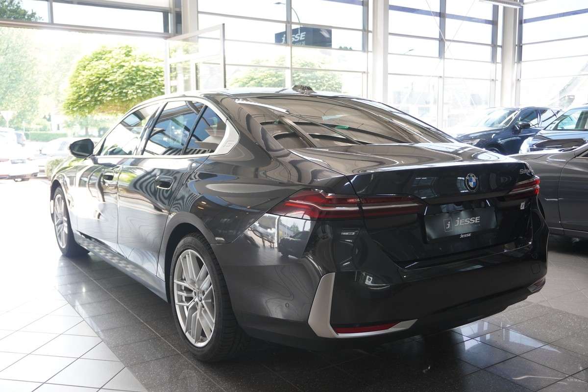 Fahrzeugbild eines BMW 5er-Reihe