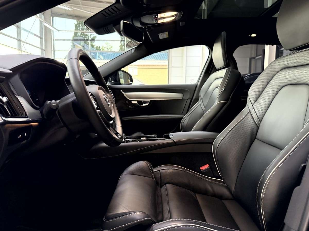 Fahrzeugbild eines Volvo V90