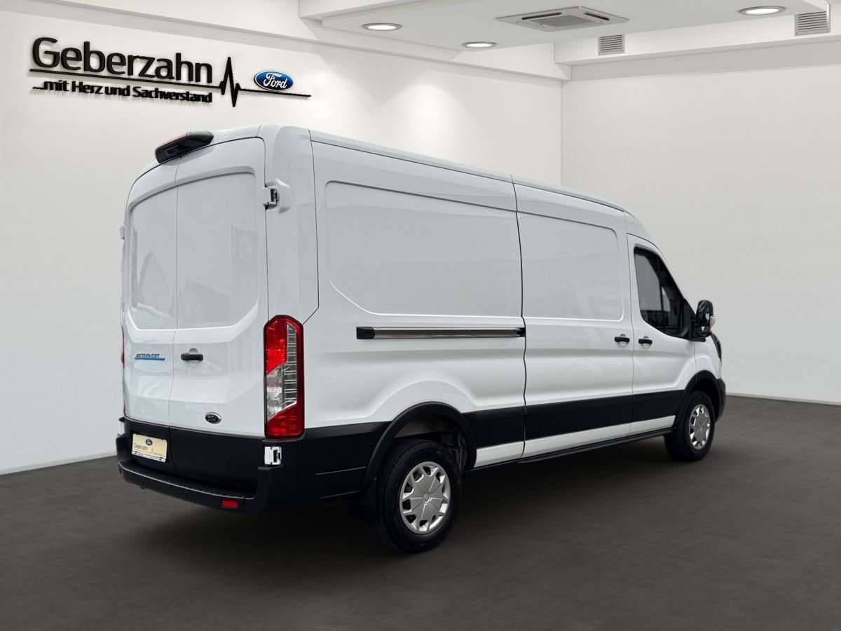 Fahrzeugbild eines Ford Transit