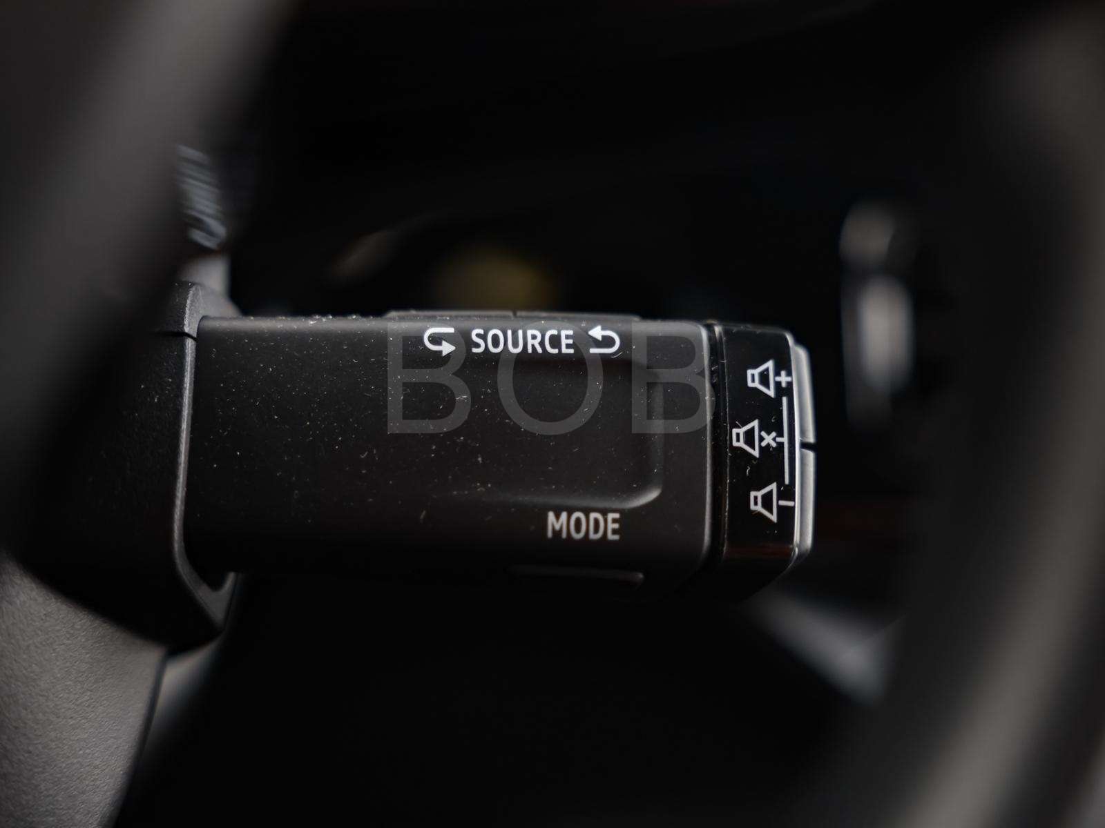 Fahrzeugbild eines Renault 5 E-TECH