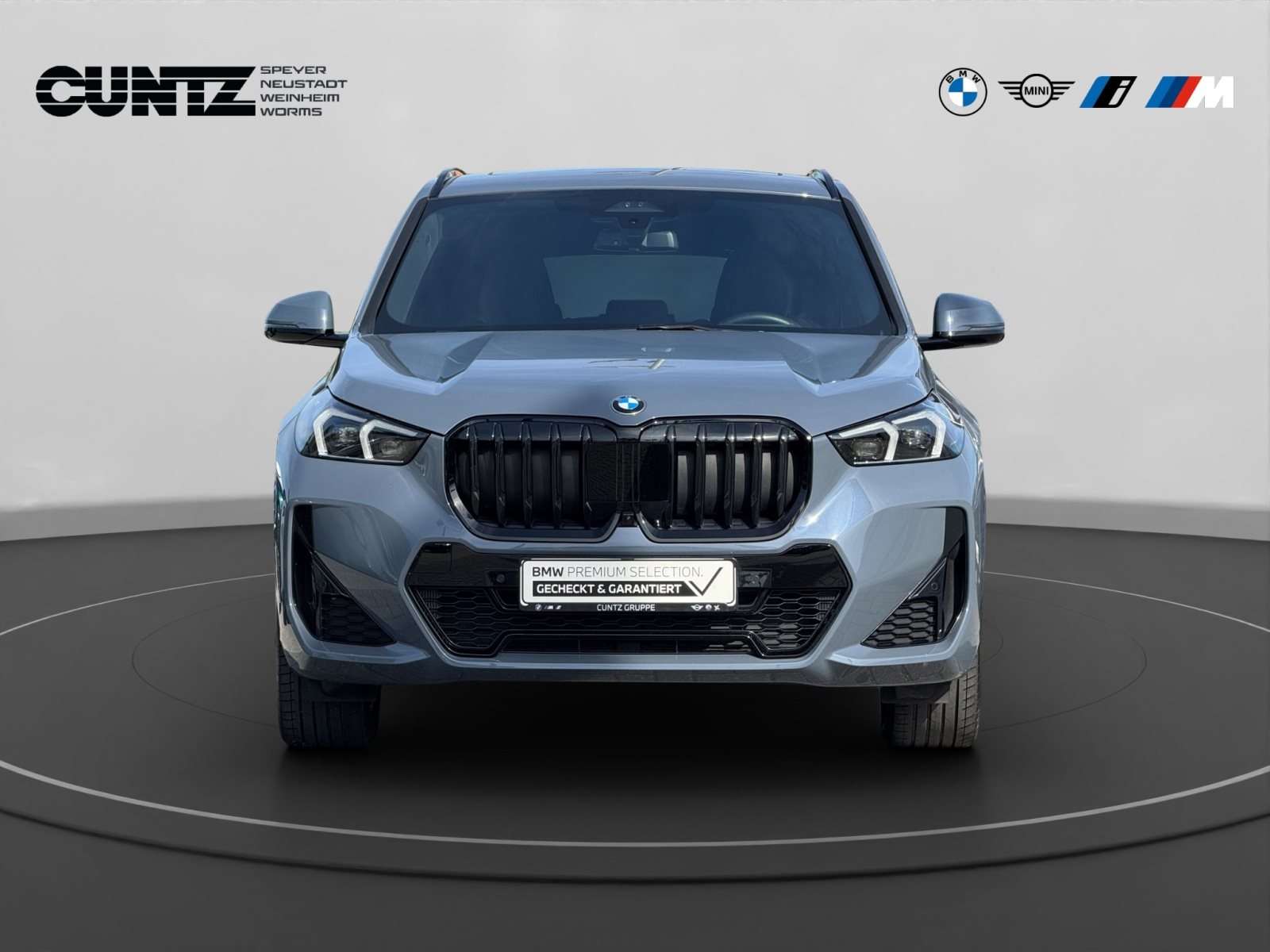 Fahrzeugbild eines BMW X1