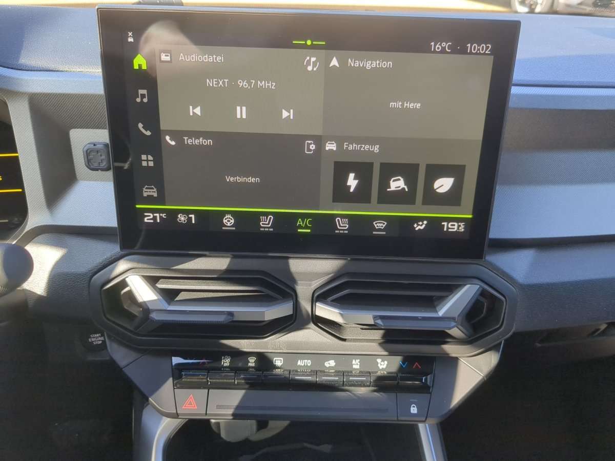 Fahrzeugbild eines Dacia Bigster
