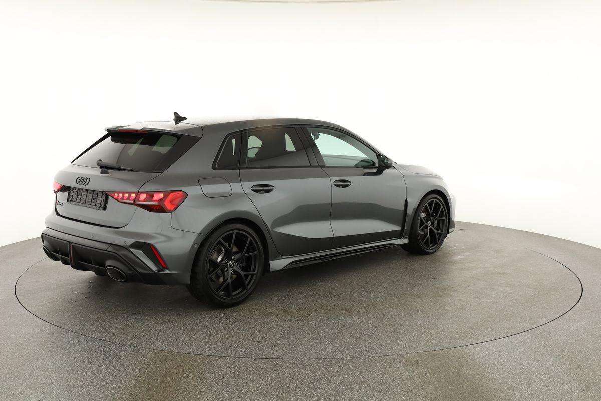 Fahrzeugbild eines Audi RS3