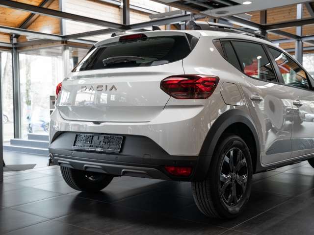 Fahrzeugbild eines Dacia Sandero