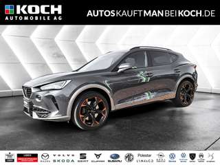 Schräge Frontansicht auf einen CUPRA Formentor , freigestellt