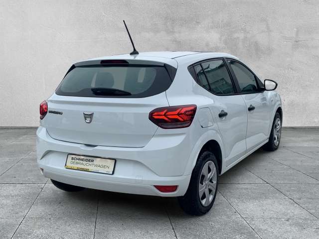Fahrzeugbild eines Dacia Sandero