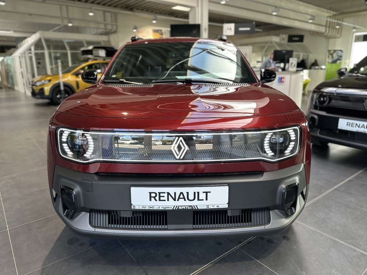 Fahrzeugbild eines Renault 4 E-TECH