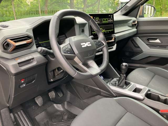 Fahrzeugbild eines Dacia Duster