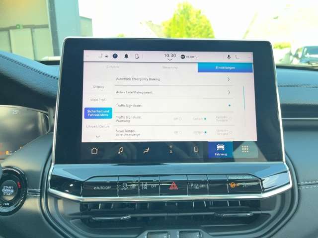 Fahrzeugbild eines Jeep Compass