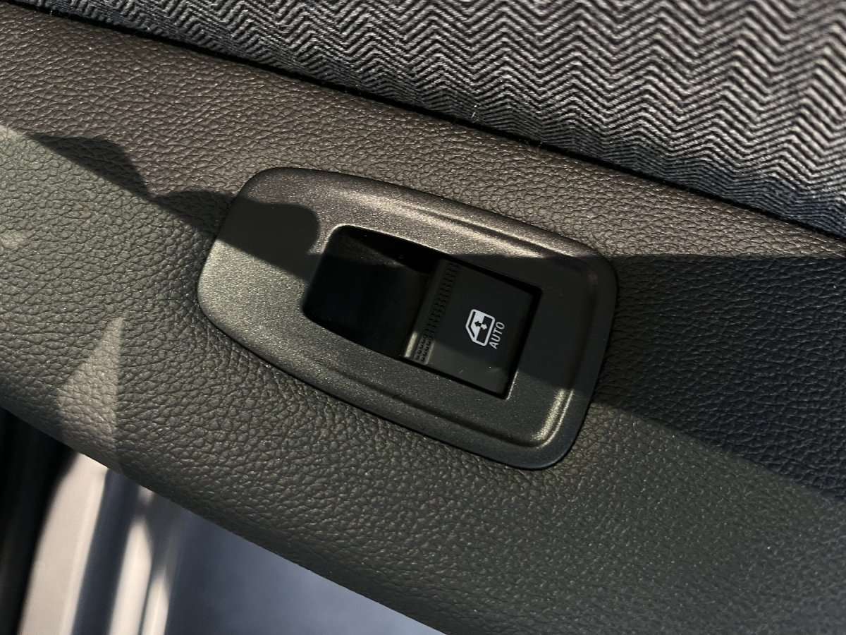 Fahrzeugbild eines Renault Clio