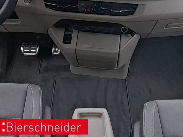 Fahrzeugbild eines Volkswagen Multivan
