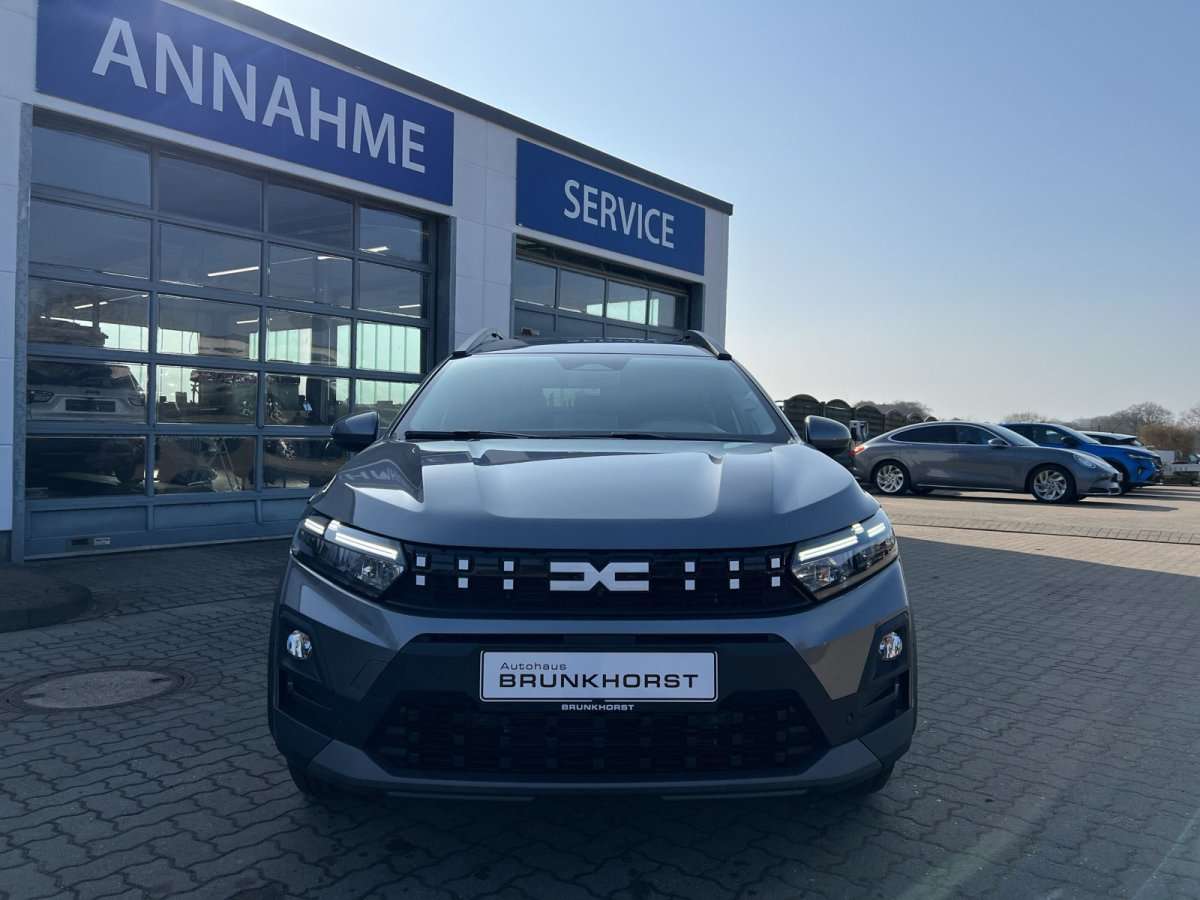 Fahrzeugbild eines Dacia Jogger