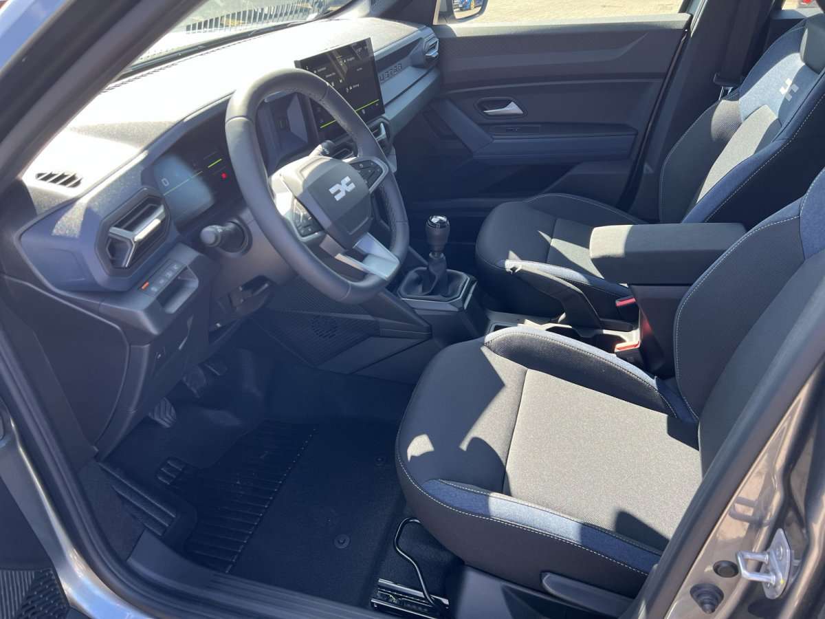 Fahrzeugbild eines Dacia Duster