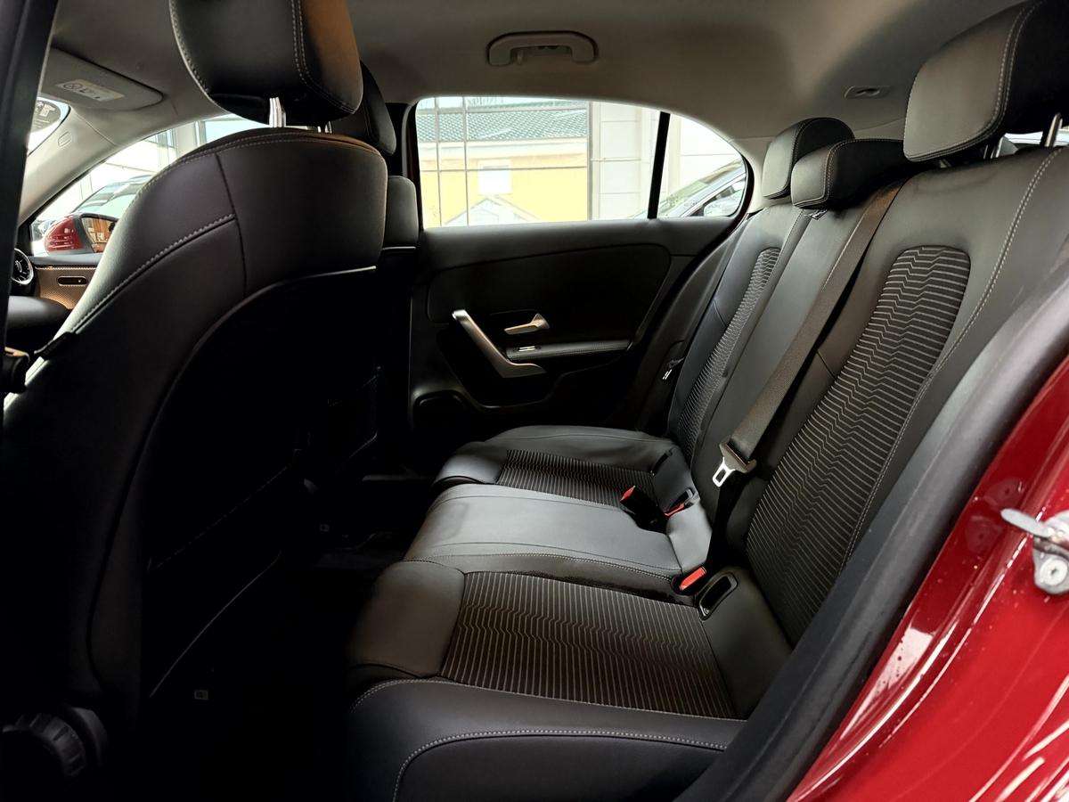 Fahrzeugbild eines Mercedes-Benz A-Klasse