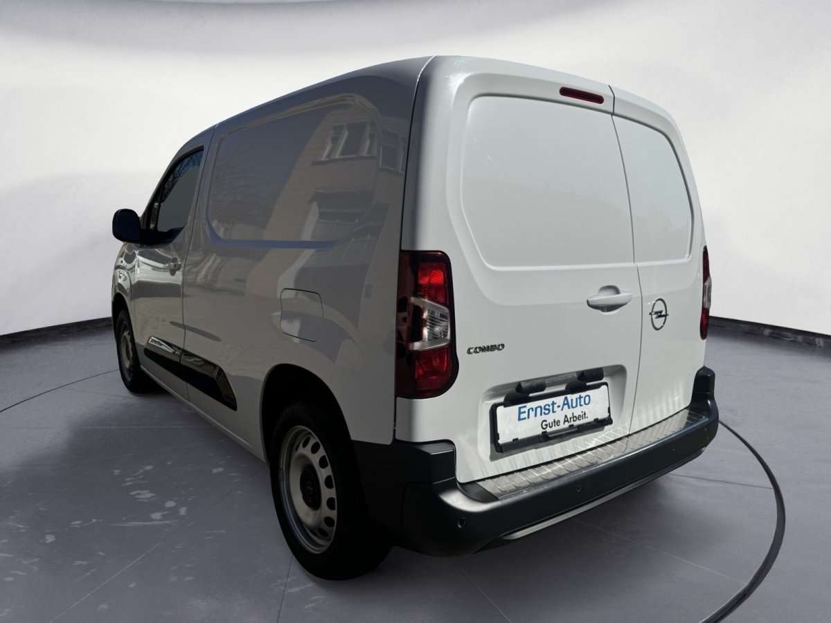 Fahrzeugbild eines Opel Combo