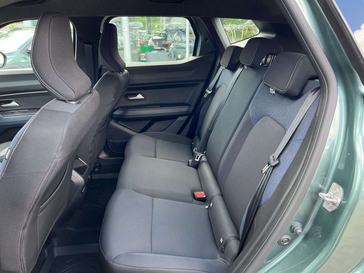 Fahrzeugbild eines Dacia Duster