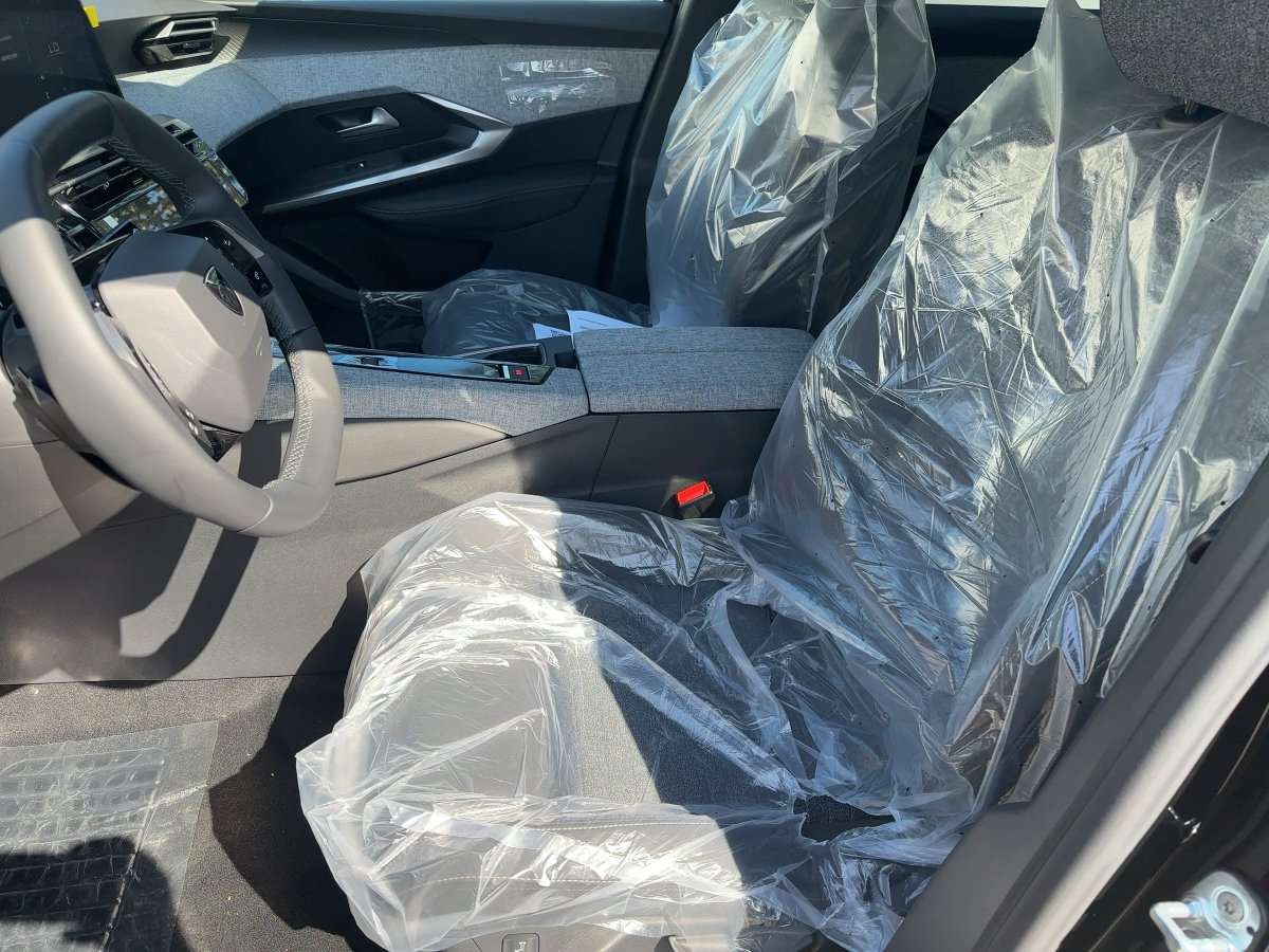 Fahrzeugbild eines Peugeot 3008