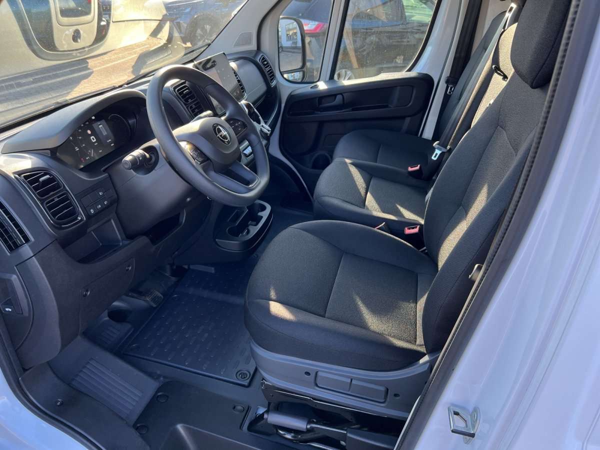 Fahrzeugbild eines Opel Movano