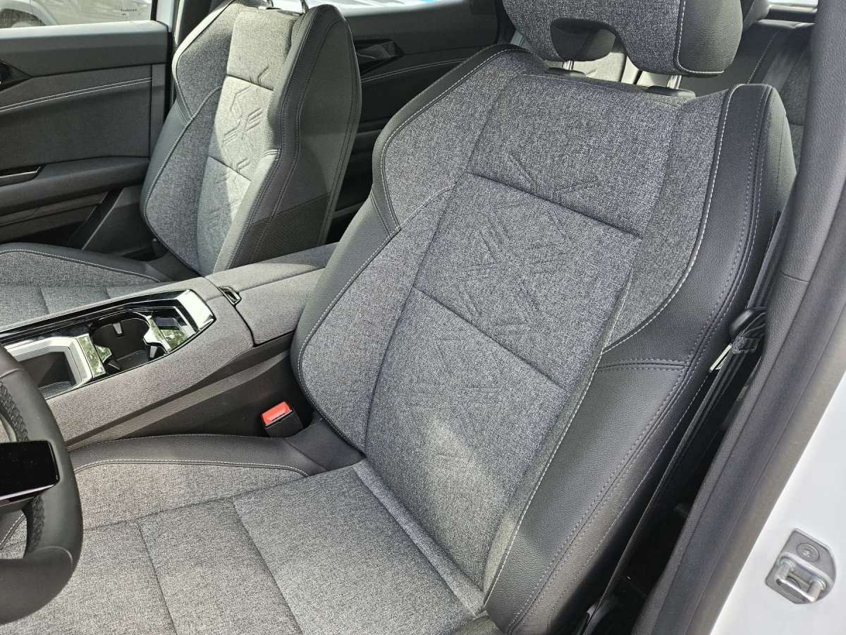 Fahrzeugbild eines Renault Austral
