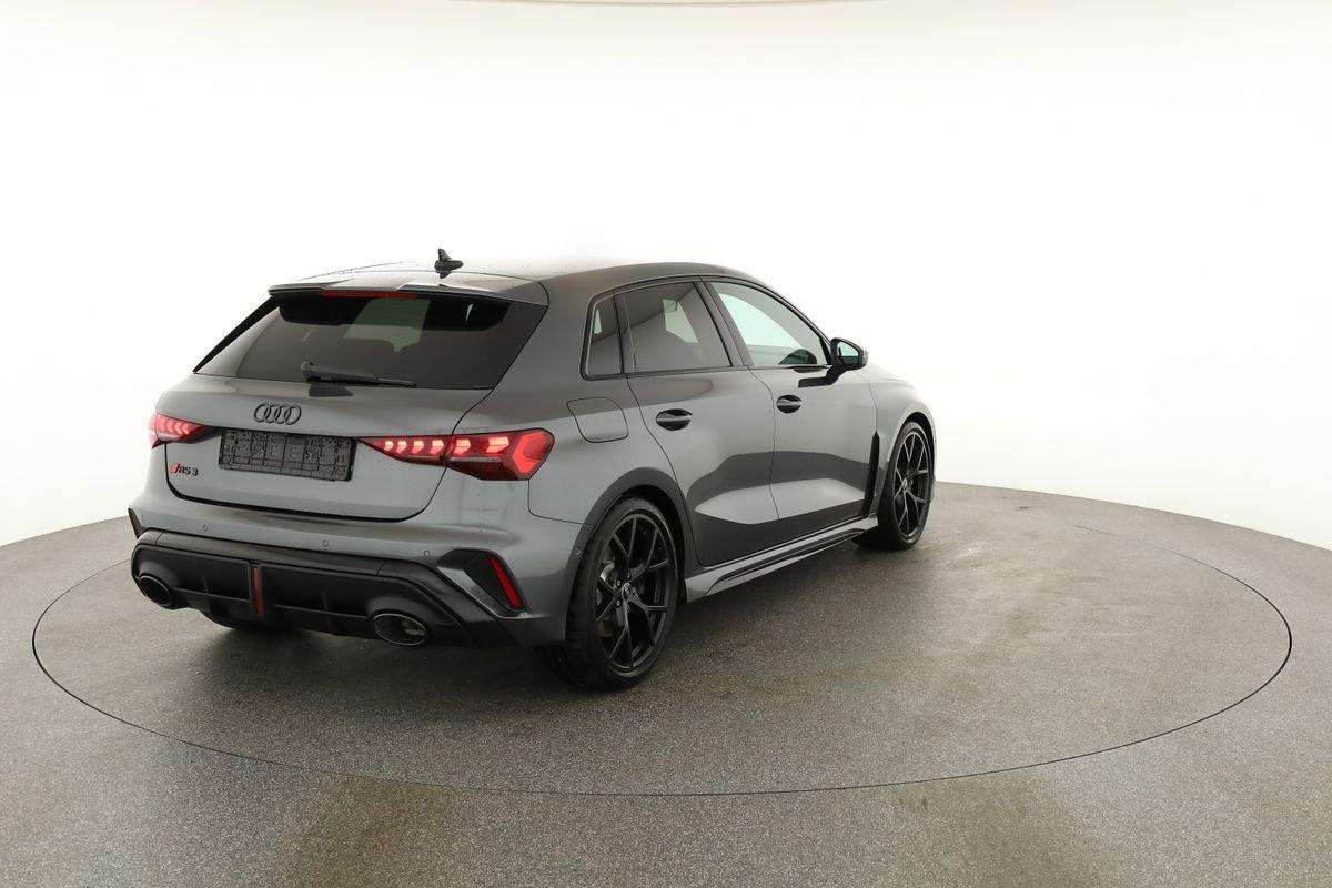 Fahrzeugbild eines Audi RS3
