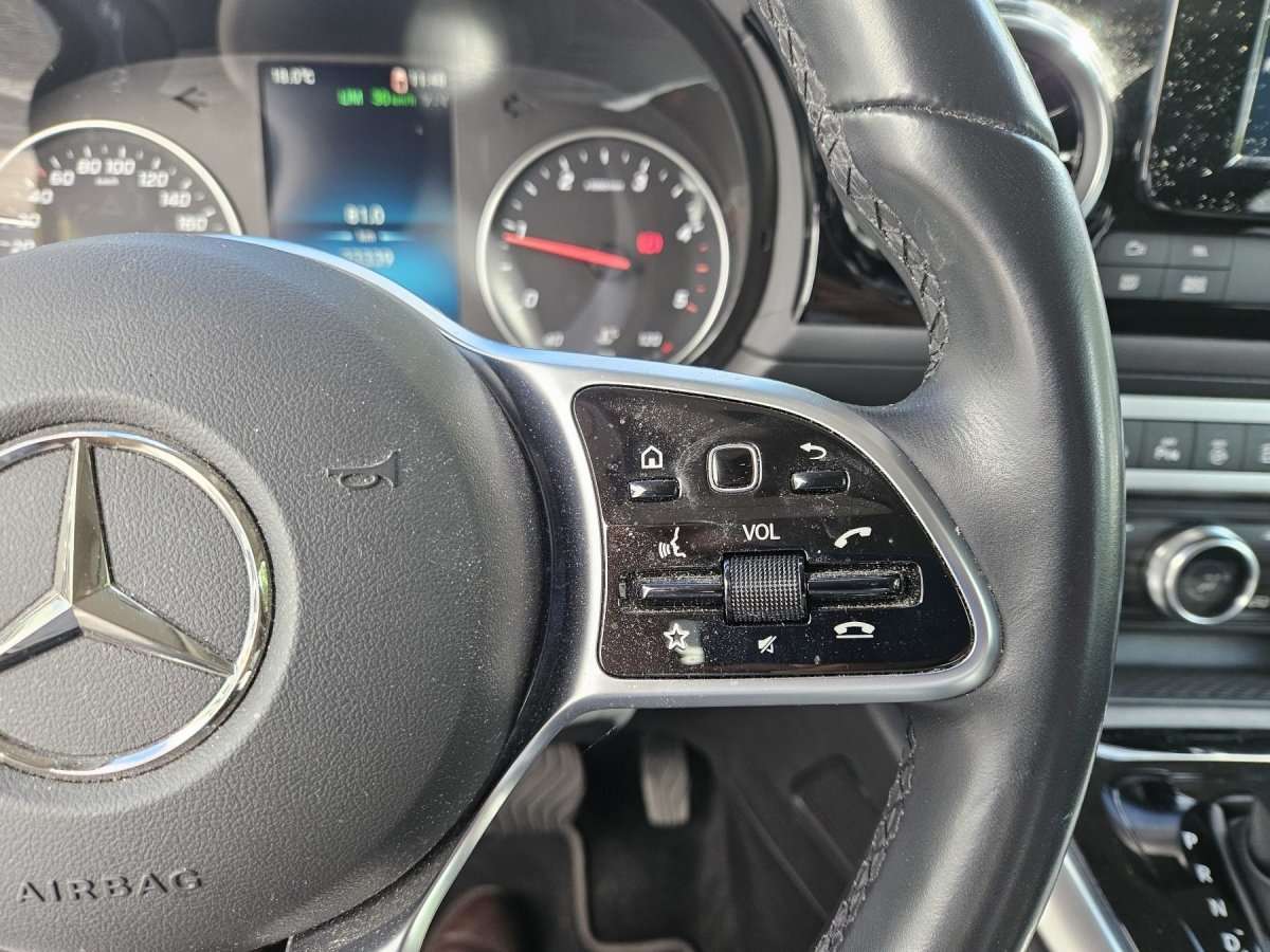 Fahrzeugbild eines Mercedes-Benz Citan