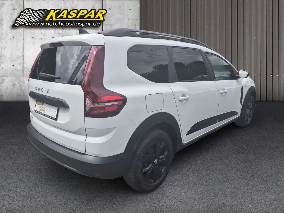 Fahrzeugbild eines Dacia Jogger
