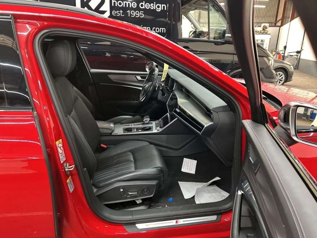 Fahrzeugbild eines Audi S6
