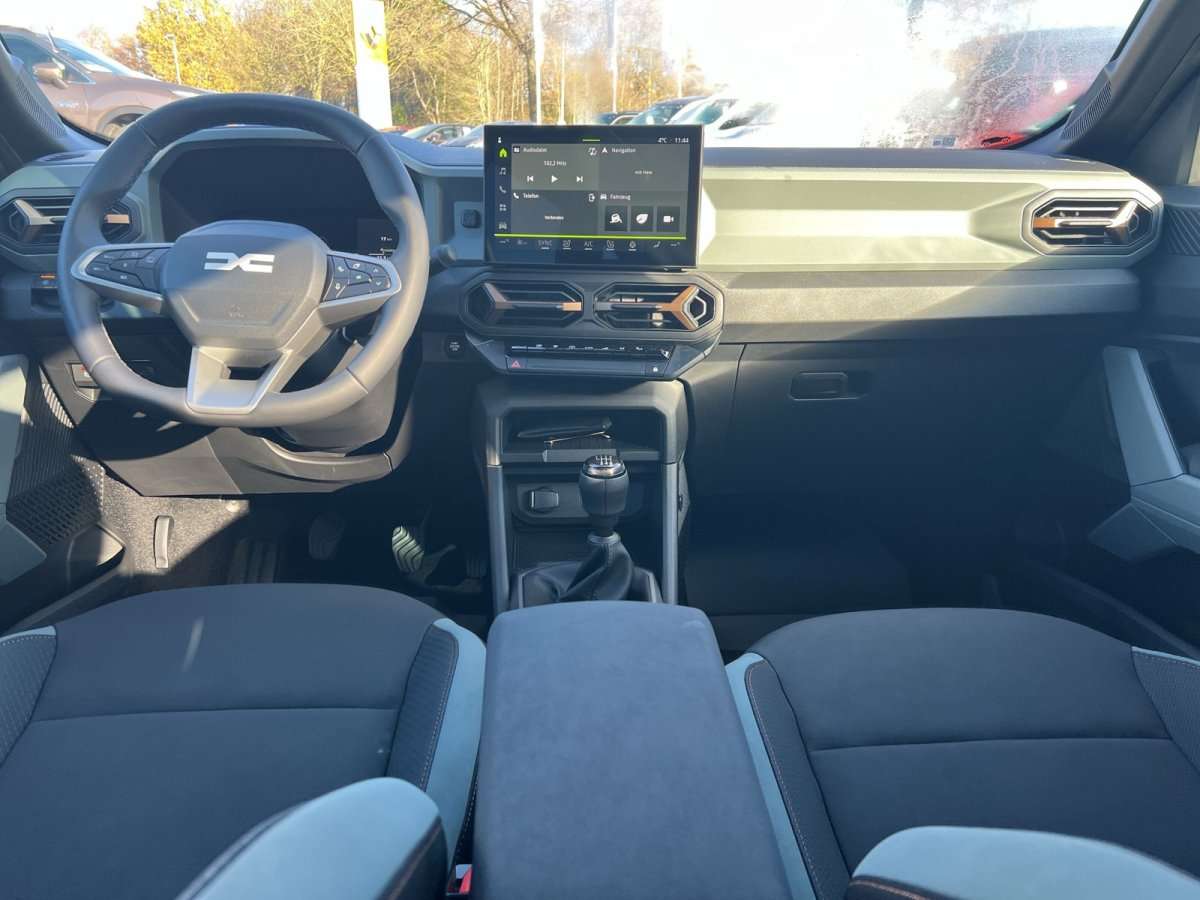 Fahrzeugbild eines Dacia Bigster