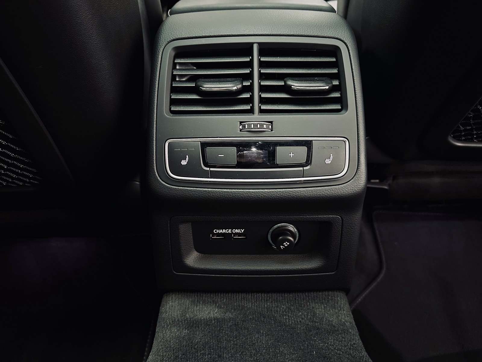 Fahrzeugbild eines Audi S4