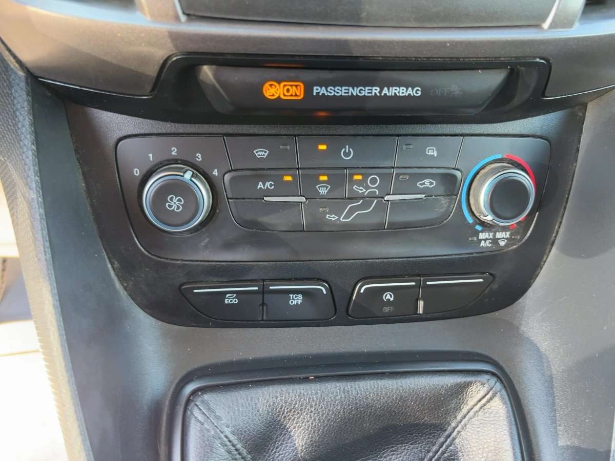 Fahrzeugbild eines Ford Transit Connect