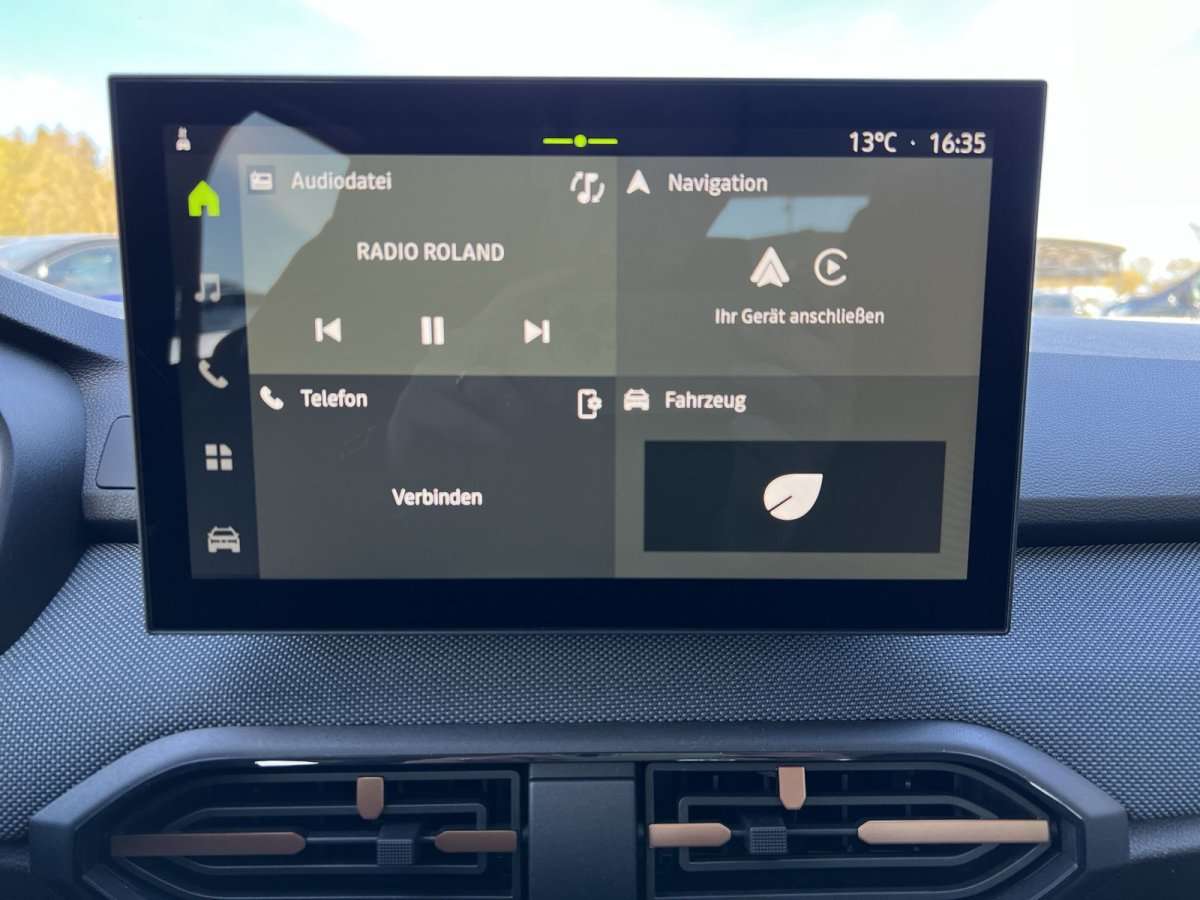 Fahrzeugbild eines Dacia Sandero