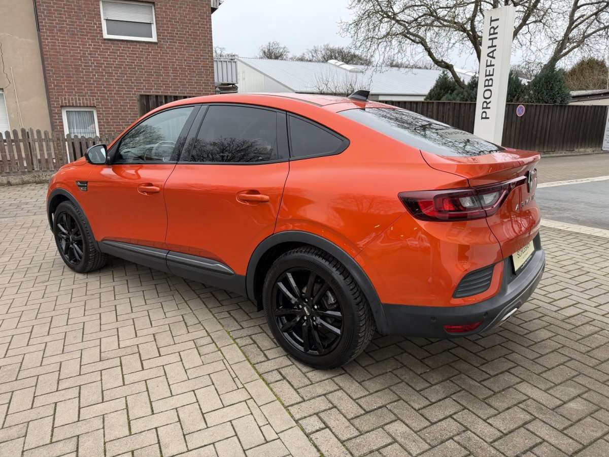 Fahrzeugbild eines Renault Arkana