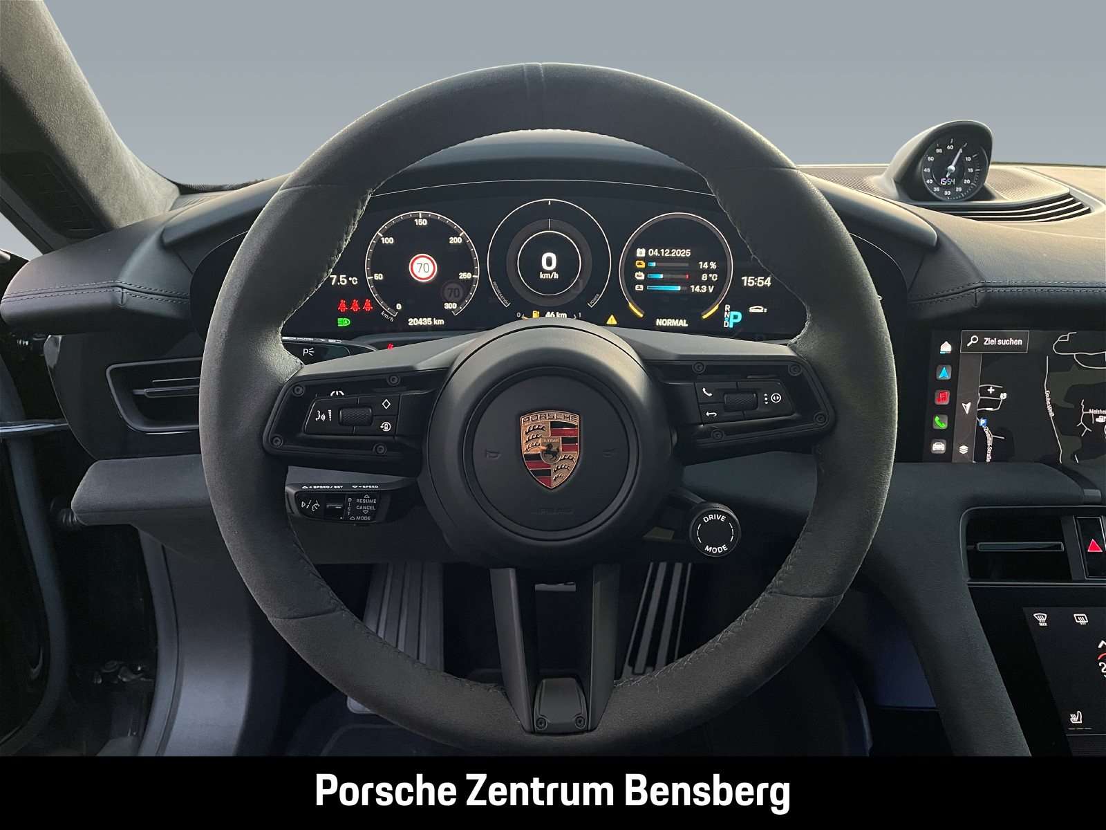 Fahrzeugbild eines Porsche Taycan